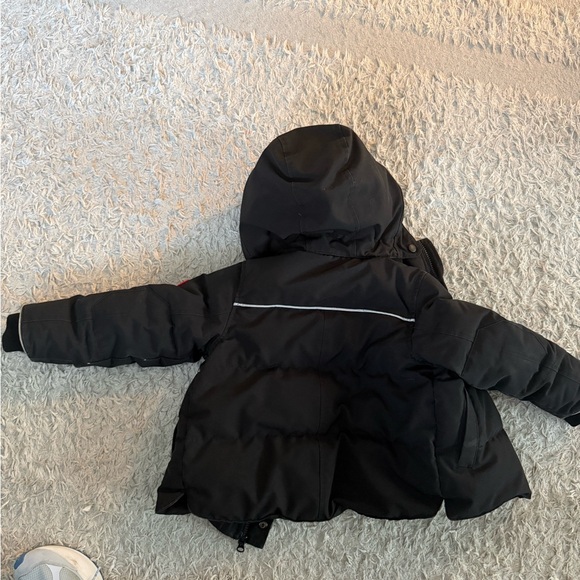 Canada Goose Black Insulated Jacket with Hood - Picture 5 of 6